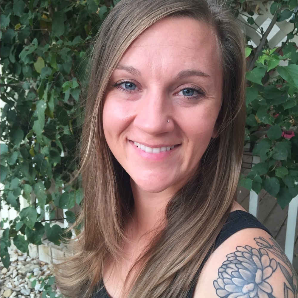 Meet your Posher, Ashley